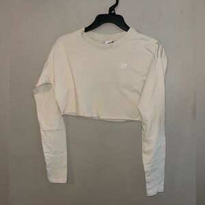 Gym shark Shirt - beige long sleeve cropped tee w/raw hem & thumb holes